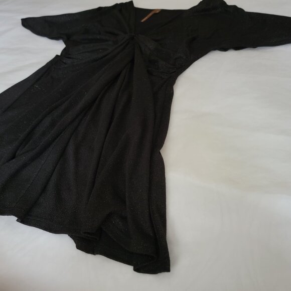 Women Black V-Neck Short Sleeve Top A-Line Knit Shimmer Plunge Ruched Small NWOT - Picture 5 of 10